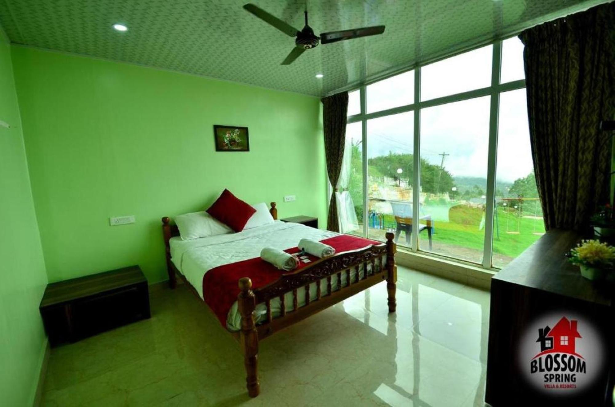 Blossom Spring Villa Уті Екстер'єр фото
