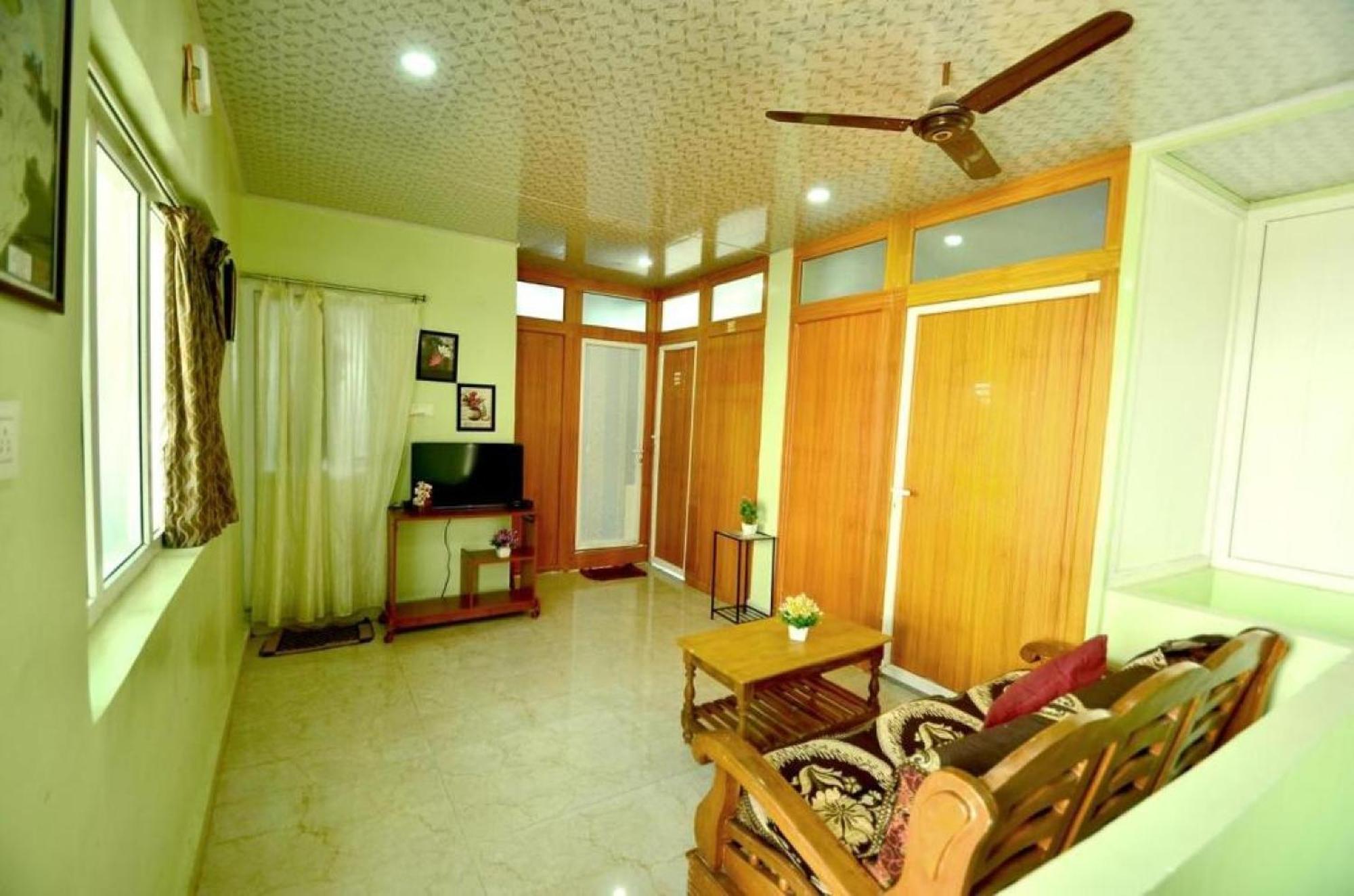 Blossom Spring Villa Уті Екстер'єр фото